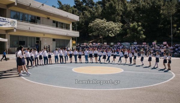 Όλοι χόρεψαν στο 10ο Μαθητικό Φεστιβάλ Χορού Δημοτικών Σχολείων (ΦΩΤΟ)