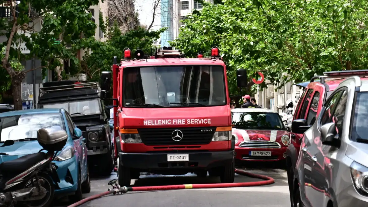 Πρέβεζα: Νεκρή ηλικιωμένη μετά από φωτιά σε σπίτι – Την καταπλάκωσε η σκεπή, στο νοσοκομείο άλλη μια γυναίκα
