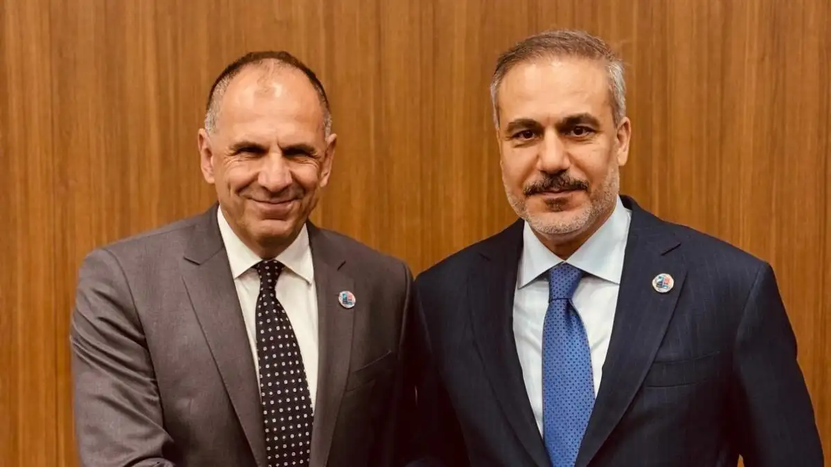 Ο Γιώργος Γεραπετρίτης συναντήθηκε με τον Χακάν Φιντάν στην Αττάλεια – Στο επίκεντρο η προετοιμασία του Ανωτάτου Συμβουλίου Συνεργασίας