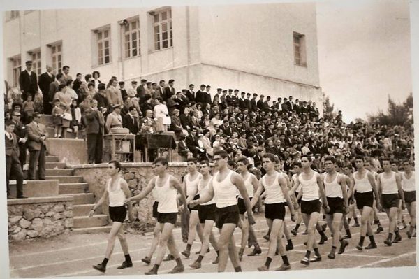 Οι Γυμναστικές Επιδείξεις στο Εξατάξιο Γυμνάσιο Αμφίκλειας - Μια αναδρομή στο παρελθόν!