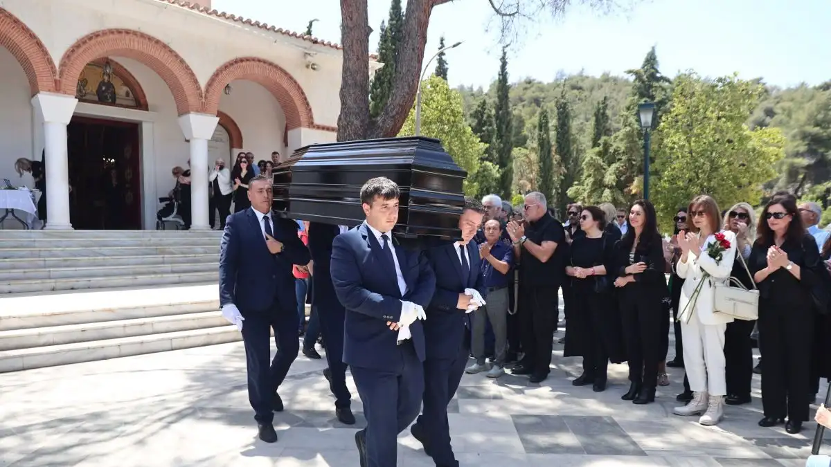 Νίκος Γαλανός: Η κηδεία και το τελευταίο αντίο στον σπουδαίο ηθοποιό