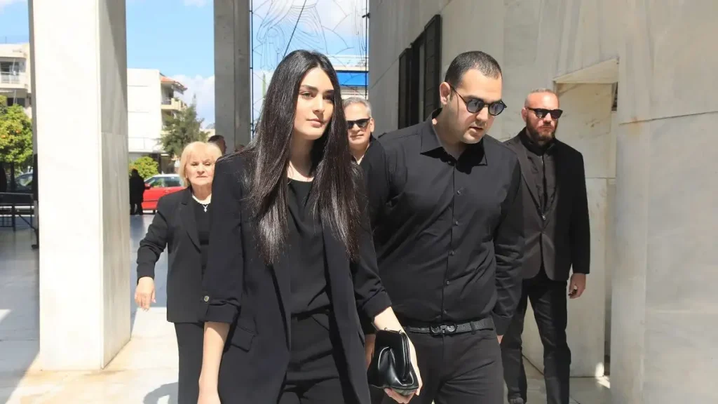 Χρίστος Κούγιας: «Έναν χρόνο μετά δεν με ενοχλεί πια κανείς- Περίμενα ότι το γραφείο χωρίς τον μπαμπά θα είχε πρόβλημα»