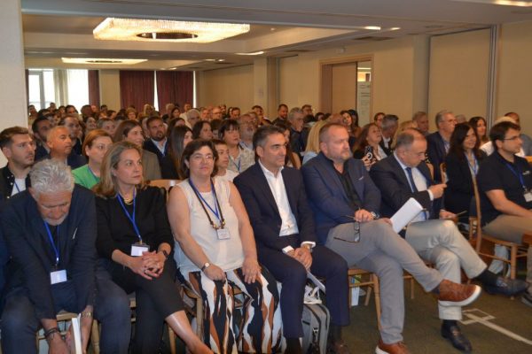 Η Ελληνική Οργάνωση Παραγωγών Υδατοκαλλιέργειας (ΕΛΟΠΥ), συνδιοργανώτρια στο 1ο Ελληνικό Επιστημονικό Συνέδριο Υδατοκαλλιεργειών (ΕλΕΣΥ