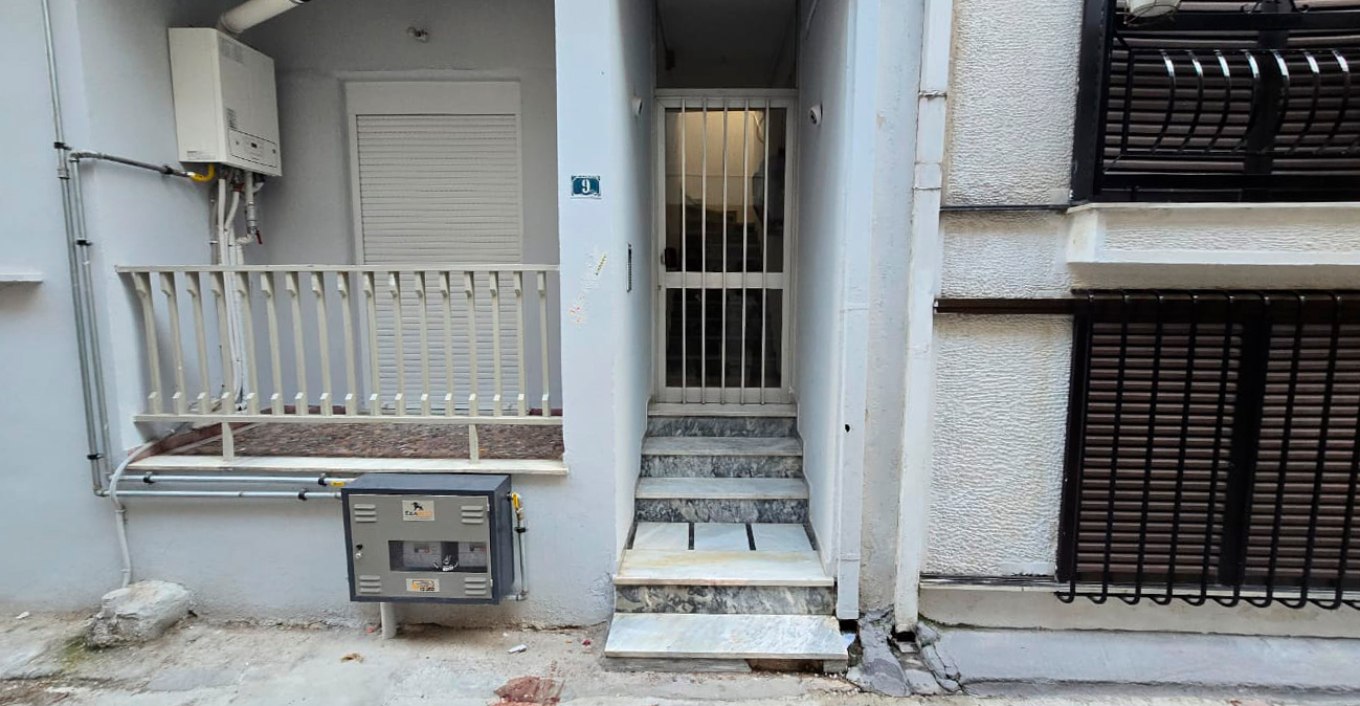 Σοκ: Μετά από καβγά 21χρονος κατακρεούργησε τη μητέρα του στη Λάρισα - Έψαχνε για ώρες πώς να ξεφορτωθεί το πτώμα