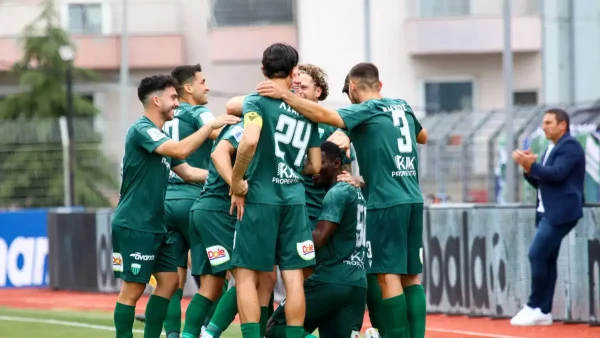 Λεβαδειακός – Athens Kallithea 4-1: Έχασαν και βλέπουν την παραμονή στην Super League να δυσκολεύει οι φιλοξενούμενοι