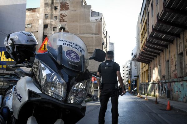 Δημογλίδου: Δεν είναι βέβαιο ότι η 39χρονη ήθελε να τοποθετήσει τα εκρηκτικά στην τράπεζα της Θεσσαλονίκης - Το επικρατέστερο σενάριο για το κίνητρο