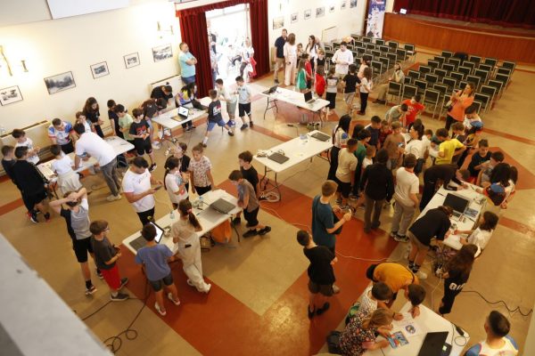 Ολοκληρώθηκε το 3ο Φεστιβάλ Εκπαιδευτικής Ρομποτικής RoboFestival – Robotics – Coding – Engineering – Maths στην Θήβα  με θέμα: " STEM & Αθλητισμός "