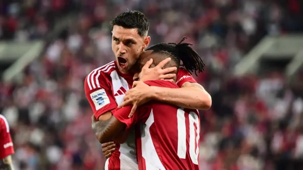 Ολυμπιακός – ΠΑΟΚ 4-2: Γιόρτασε με «τεσσάρα» στο Φάληρο την κατάκτηση του 48ου πρωταθλήματος