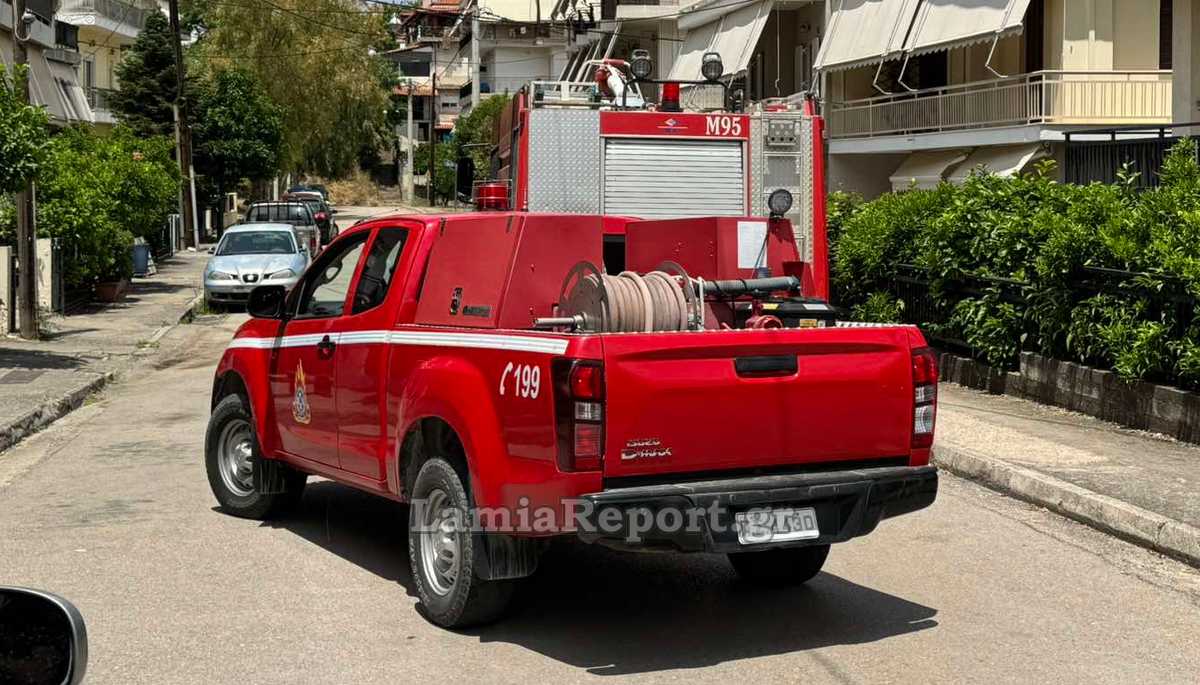 Λαμία: Στο Νοσοκομείο νεαρή γυναίκα μετά από πυρκαγιά στην κουζίνα της (ΒΙΝΤΕΟ-ΦΩΤΟ)