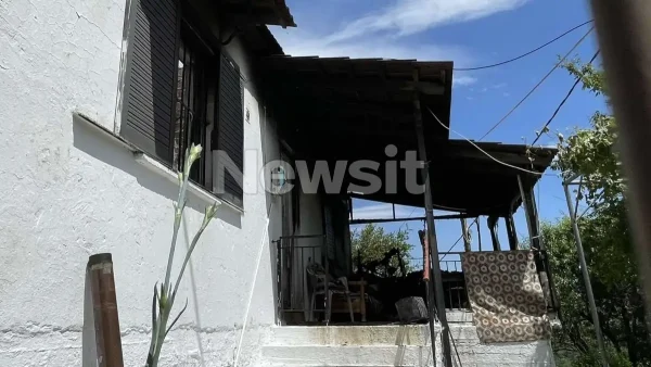 Πρέβεζα: Από έκρηξη φιάλης υγραερίου η φωτιά στο σπίτι όπου πέθαναν οι δύο ηλικιωμένες αδερφές – Έπεσε η οροφή και καταπλάκωσε τη μία
