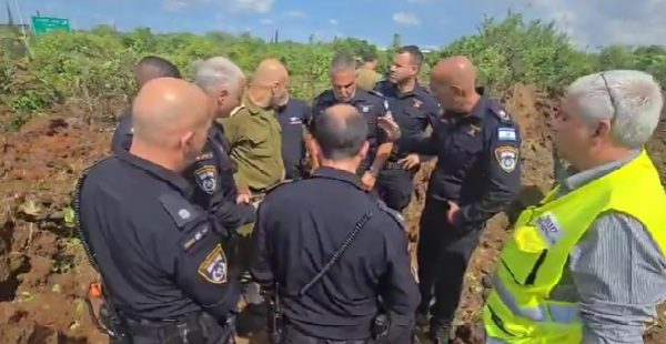 Το Ισραήλ απειλεί με «επτά φορές πιο ισχυρά» αντίποινα μετά το πλήγμα πυραύλου στο αεροδρόμιο Μπεν Γκουριόν