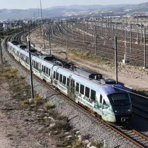 Hellenic Train: Ακινητοποιήθηκε αμαξοστοιχία του Προαστιακού στον Ασπρόπυργο λόγω τεχνικής βλάβης