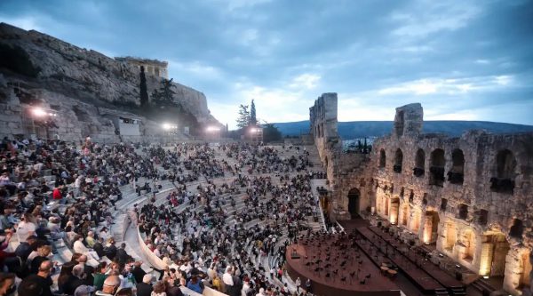 Ηρώδειο: Πτώση εργαζόμενου από ύψος – Νοσηλεύεται με κατάγματα στο «Γεννηματάς»