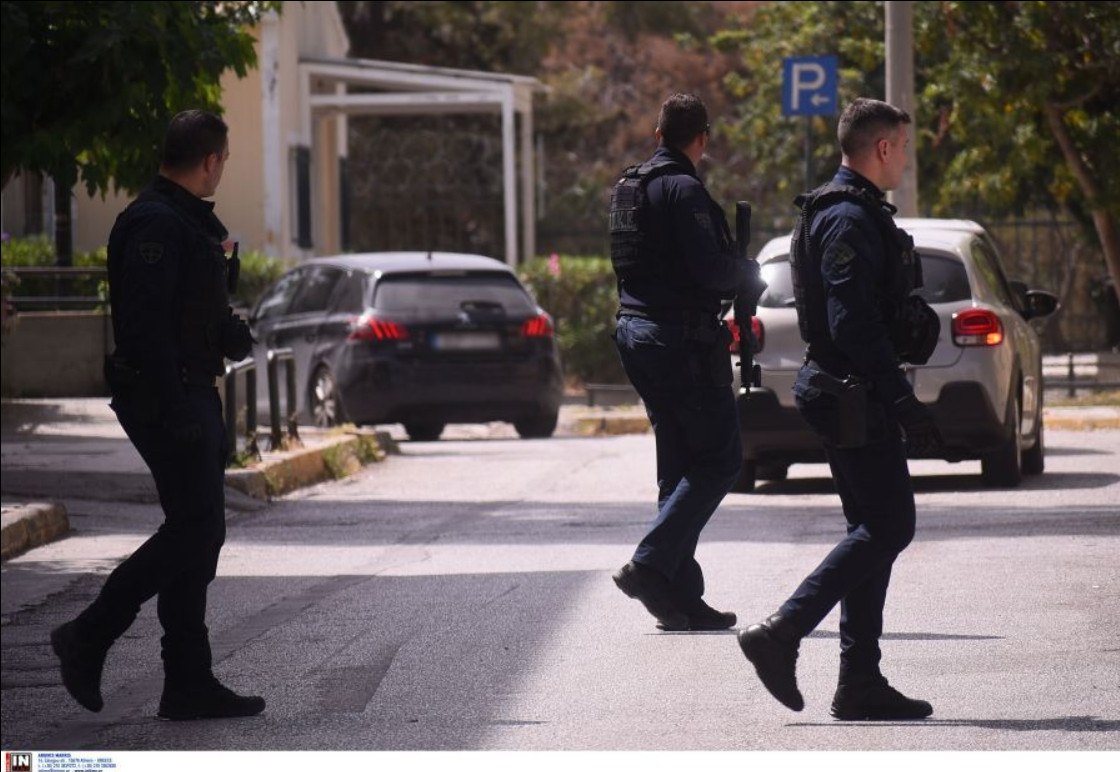 Οι απαγωγείς απειλούσαν επί 5 ώρες να κόψουν τα δάχτυλα του γιου του επιχειρηματία