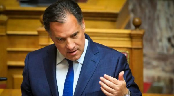 Επεισόδιο στη δίκη Novartis με τον Αδ. Γεωργιάδη και συνήγορο: «Είναι άθλιοι, θέλω να μάθω ποιοι τους έβαλαν»