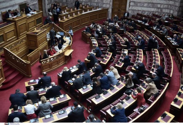 Παράβαση καθήκοντος το προς διερεύνηση αδίκημα Καραμανλή στην πρόταση προανακριτικής της ΝΔ - Όλο το κείμενο