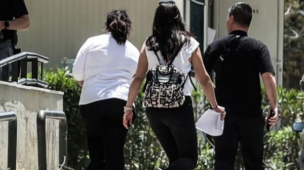 Ελεύθερη με όρους η δημοσιογράφος για την απάτη με τα ταξίδια