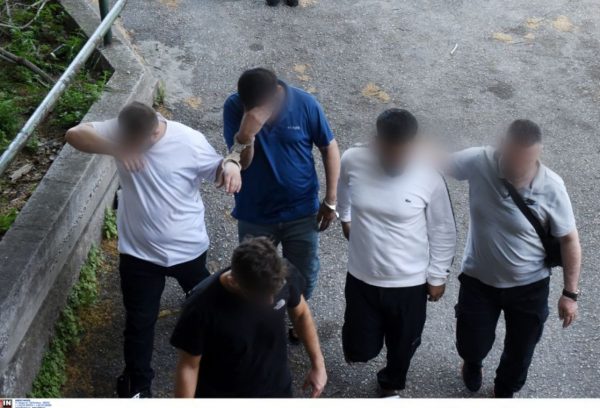 Εικόνες μέσα από το κρησφύγετο που κρύβονταν ο Τούρκος που πυροβόλησε τους πράκτορες της ΕΥΠ - Πώς έπεσε στα χέρια της ΕΛΑΣ 