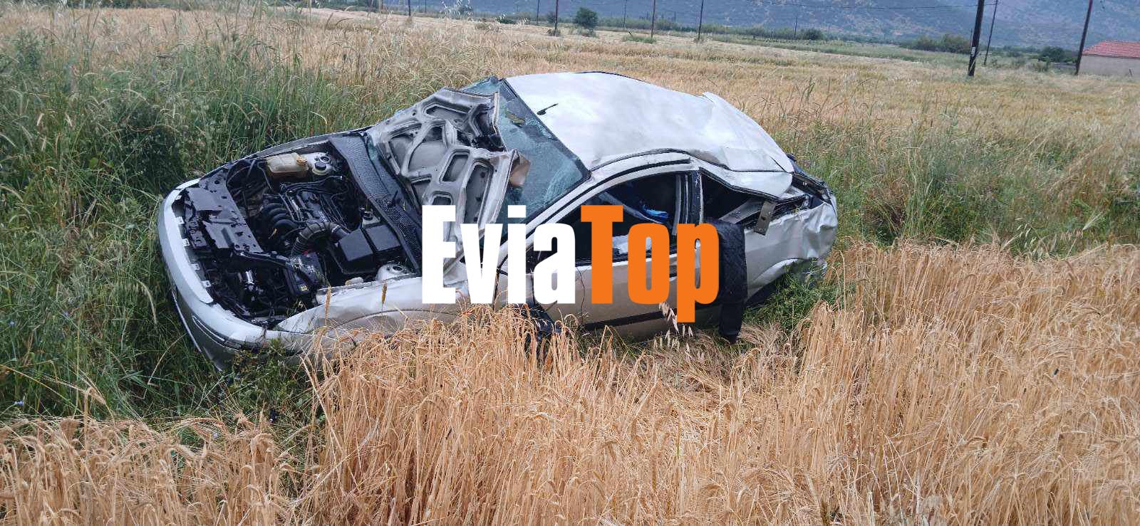 Θανατηφόρα εκτροπή το πρωί στην Εύβοια - Αυτοκίνητο βρέθηκε στα χωράφια