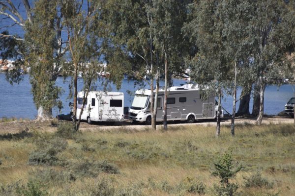 Υπουργείο Τουρισμού για τροχόσπιτα: Βάζουμε τέλος στην καταχρηστική κατάληψη δασών, αιγιαλών, αρχαιολογικών χώρων - Nομοθετoύμε το αυτονόητο