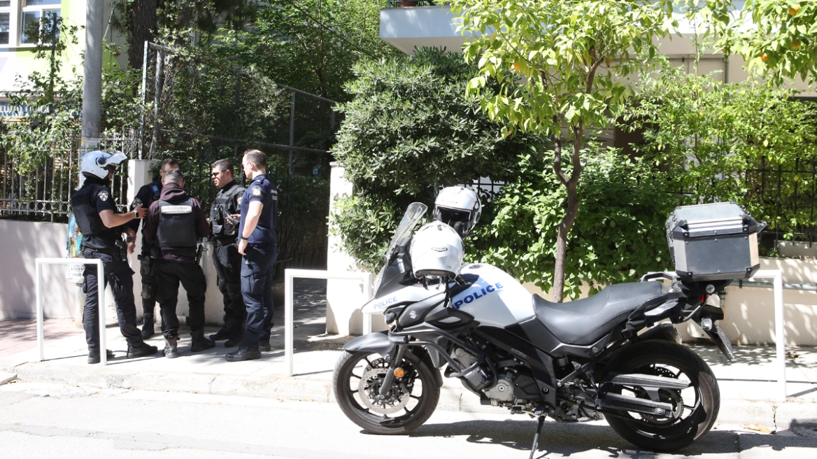 Γιος σκότωσε με μαχαίρι τη μητέρα του στο Χαϊδάρι - Ειδοποίησε ο ίδιος την Αστυνομία