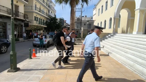 Ζάκυνθος: «Δεν είναι πρωτόπειροι εγκληματίες – Εμπλέκονται και οι τρεις», λέει ο γιος της συμβολαιογράφου που δολοφονήθηκε