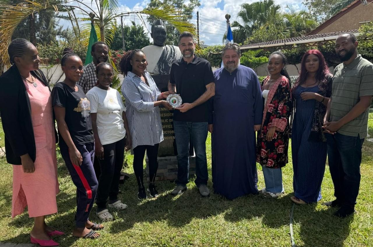 Στη Ζάμπια ο Γιάννης Σαρακιώτης κατόπιν πρόσκλησης του Μητροπολίτη, κ.κ. Ιωάννη (ΦΩΤΟ)