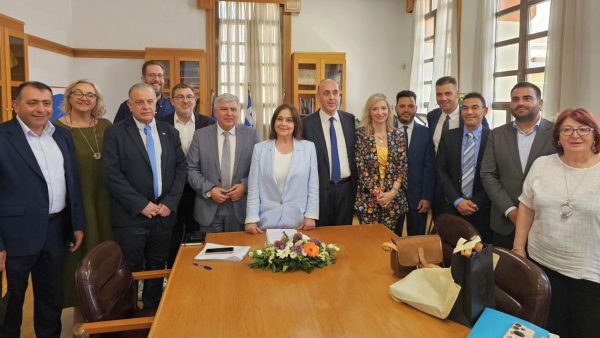 Δήμος Λαμιέων:«Θα συμμετέχουμε ενεργά στη νέα σελίδα του Δικτύου Πάφου - Αδελφοποιημένων Πόλεων»