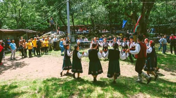 Πραγματοποιήθηκε το 16ο Αντάμωμα Μοναστηριωτών στον Άγιο Αθανάσιο Μεγάλου Μοναστηρίου