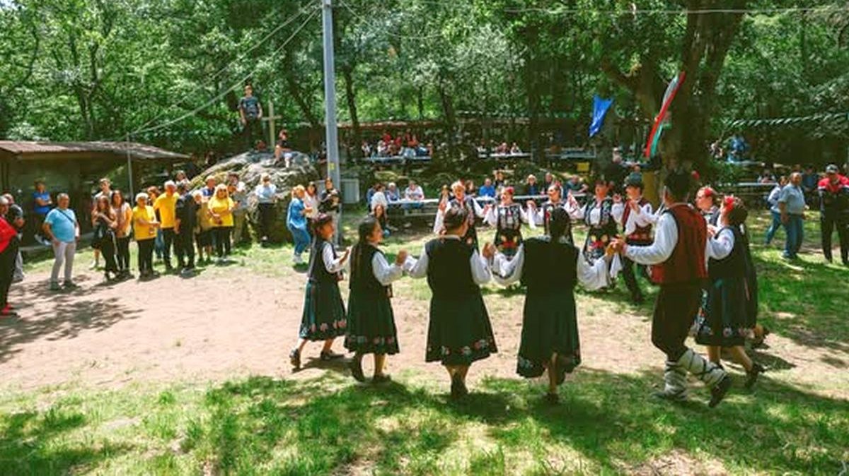 Πραγματοποιήθηκε το 16ο Αντάμωμα Μοναστηριωτών στον Άγιο Αθανάσιο Μεγάλου Μοναστηρίου