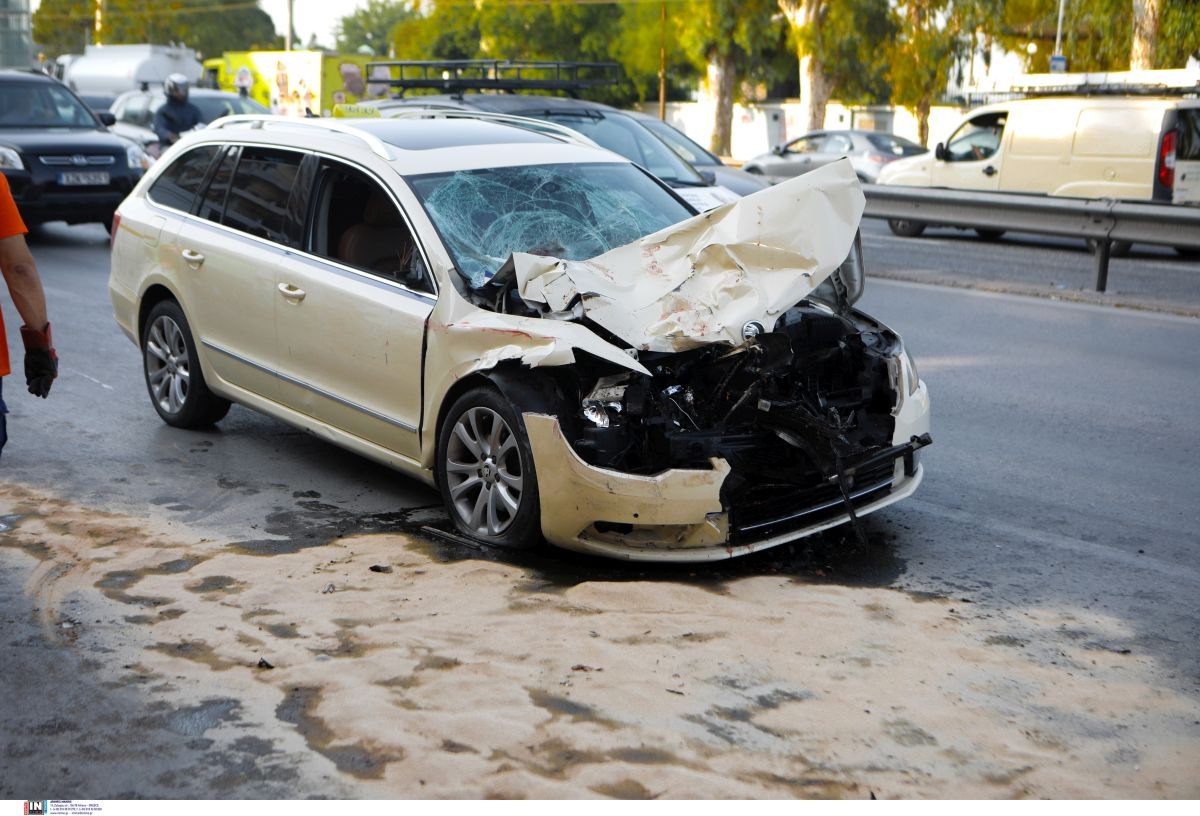 Τροχαίο στην Ποσειδώνος με νεκρή 65χρονη: Για κακούργημα ο ταξιτζής – Για πλημέλλημα ο οδηγός του απορριμματοφόρου