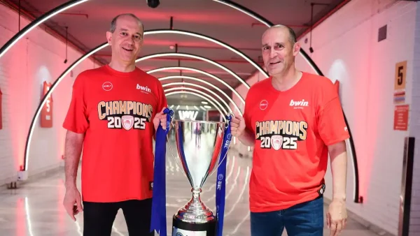 Ο Ολυμπιακός έκανε ανάρτηση με «Πωλείται», τρολάροντας τις φήμες για την ΚΑΕ