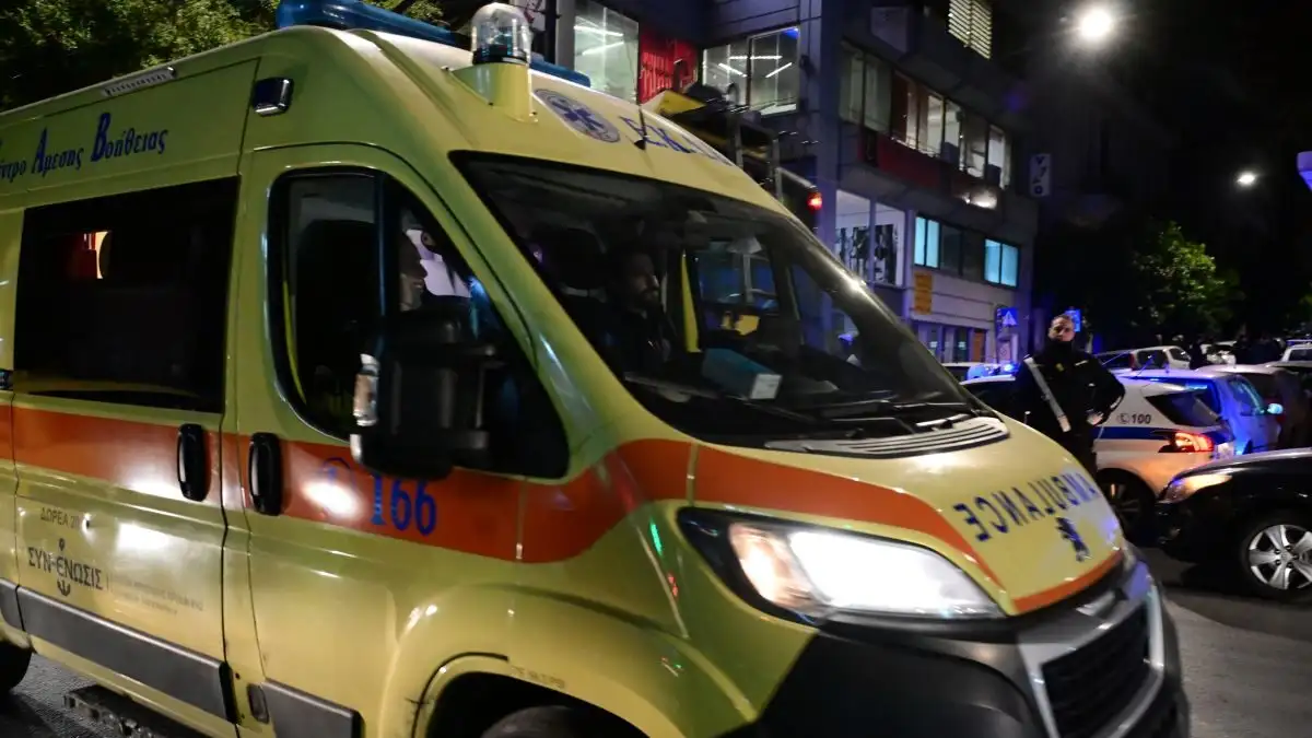 Άγριος ξυλοδαρμός διανομέα στο Παλαιό Φάληρο – «Είχαν λύσσα, με χτύπησαν με σφυρί, έτρεχαν τα αίματα»