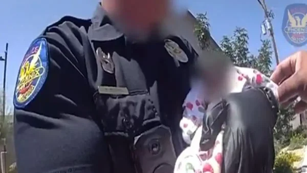 Μωρό επιβίωσε μία εβδομάδα δίπλα στη νεκρή μητέρα του – Συγκλονιστικό βίντεο από την Αριζόνα