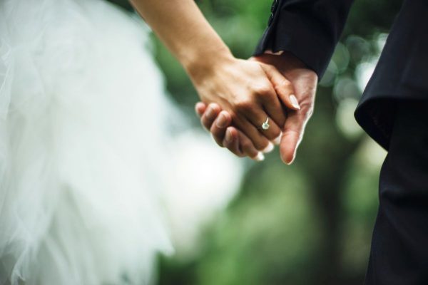 Γάμος και βάπτιση-«μαϊμού» στο Λαγονήσι: Ιερείς πρωταγωνιστές σε σκάνδαλο ψεύτικων τελετών