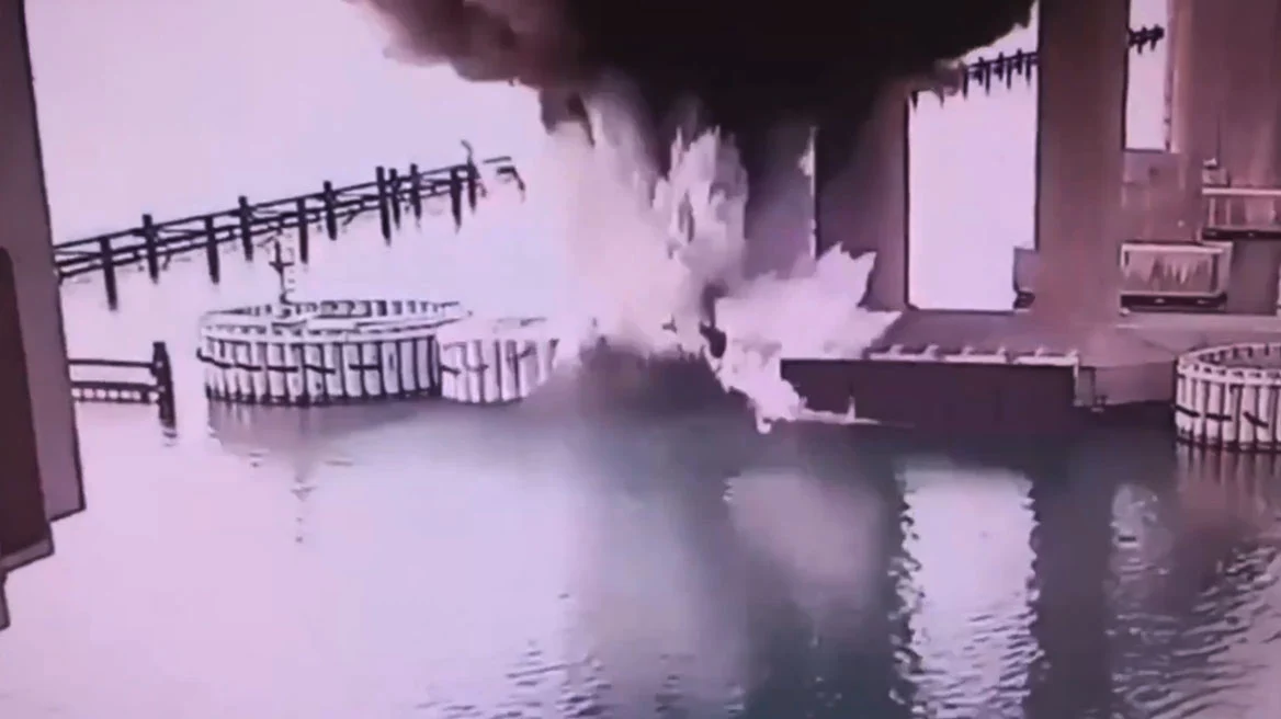 Οι Ουκρανοί χτύπησαν ξανά τη γέφυρα της Κριμαίας - Χρησιμοποίησαν εκρηκτικά ίσα με 1.100 κιλά TNT, δείτε βίντεο