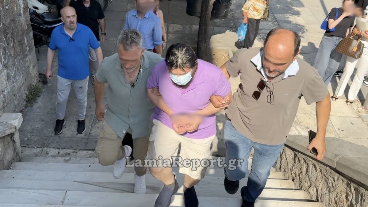 Λαμία: «Μπάσταρδε να καείς ζωντανός στο φούρνο στη Ριτσώνα…» - Δείτε τι έγινε όταν ο δολοφόνος έφτασε στα Δικαστήρια