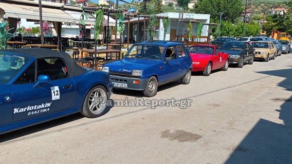 Όμορφες εικόνες μιας άλλης εποχής στο Δήμο Στυλίδας με το 2ο Classic Car Tour (ΒΙΝΤΕΟ-ΦΩΤΟ)