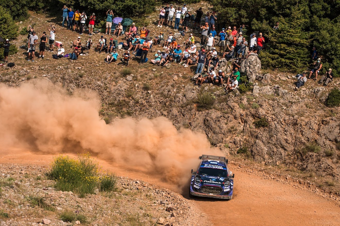 «Από την ταχύτητα στην ακινησία – Το Rally Ακρόπολις εγκαταλείπει τη Λαμία»