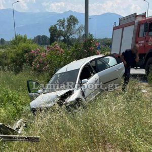 Σοβαρό τροχαίο με τέσσερις μοναχούς στον Ε65 έξω από τα Τρίκαλα
