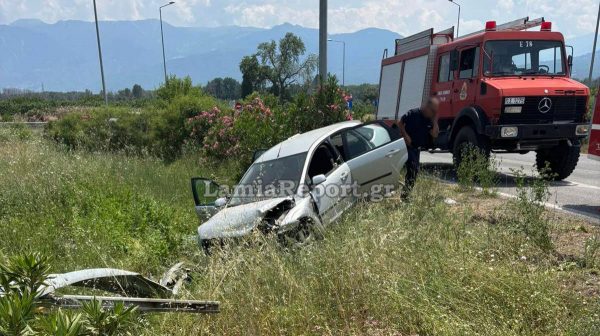 Σοβαρό τροχαίο με τέσσερις μοναχούς στον Ε65 έξω από τα Τρίκαλα