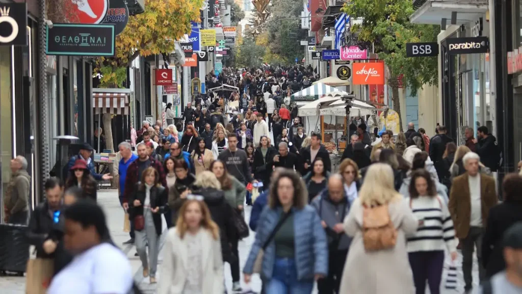 Μειώσεις φόρων και μέτρα για μεσαία τάξη και ελεύθερους επαγγελματίες «κλειδώνουν» στο πακέτο της ΔΕΘ