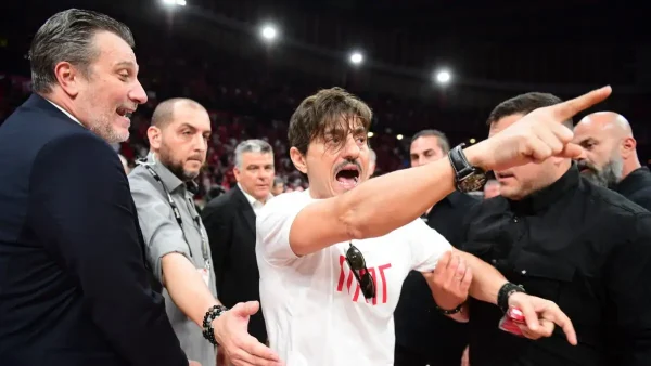 Δημήτρης Γιαννακόπουλος: Νέο αυτόφωρο από μήνυση του Γιώργου Σκινδήλια – Στον αέρα η συνάντηση με Βρούτση και το πρωτάθλημα