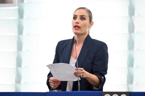 Η Ελεονώρα Μελέτη αναλαμβάνει σκιώδης εισηγήτρια για την ανθρωπιστική βοήθεια σε περίοδο κρίσεων