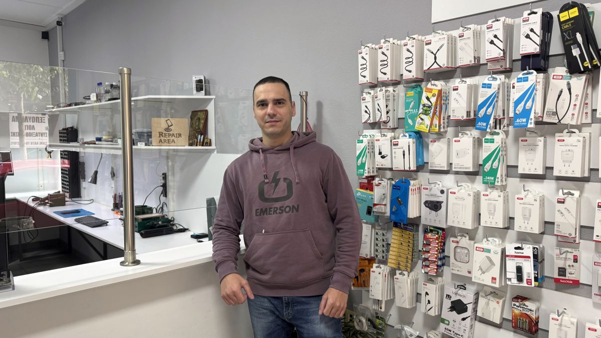 Λαμία: Το "Repair Area" είναι ο ιδανικός προορισμός για επισκευή των κινητών συσκευών σου!