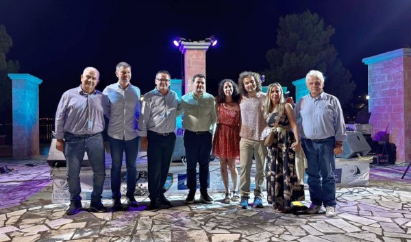 Στυλίδα: Η Ναυτική Εβδομάδα ξεκίνησε με μια μοναδική έντεχνη μουσική βραδιά!