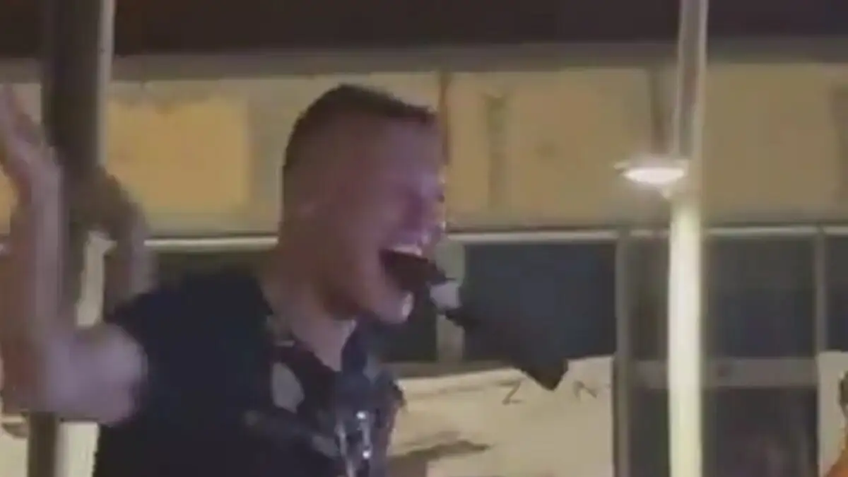 Ο Σαρούνας Γιασικεβίτσιους πανηγύρισε το πρωτάθλημα Τουρκίας με Άννα Βίσση