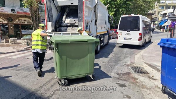 Λαμία: Ασυνείδητος επαγγελματίας "βρώμισε" την πλατεία Λαού!