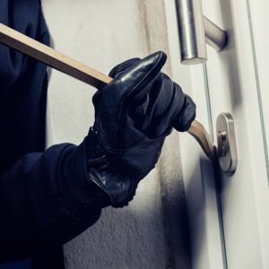 Διώξεις σε όλους για τον ξυλοδαρμό στην Καλλιθέα: Δικογραφίες για τον 55χρονο οδοντίατρο και τους δύο Αιγυπτίους
