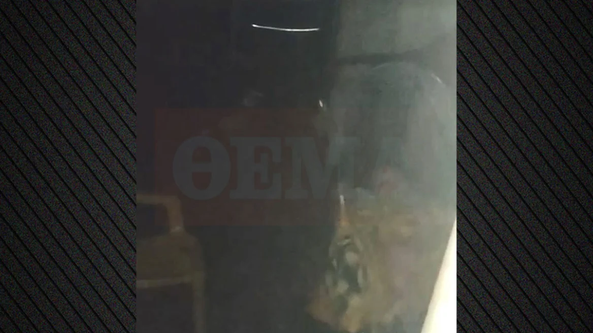 Θεσσαλονίκη: Βίντεο από το μωρό που άφησαν οι γονείς του μόνο του στο μπαλκόνι να κλαίει και κοιμήθηκαν